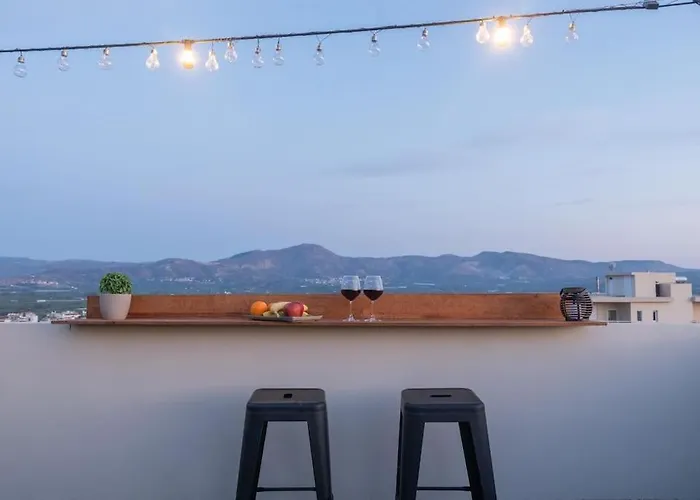 Green Apartment In The Hill